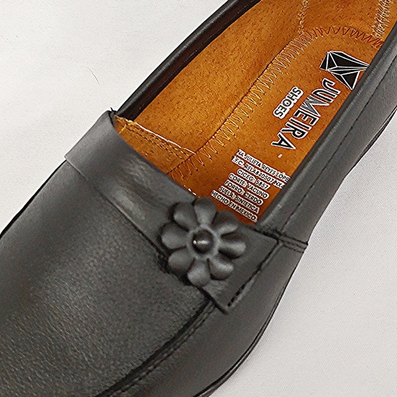 Womens Black Comfort Shoe with Small Wedge Heel - Picture 2 of 6